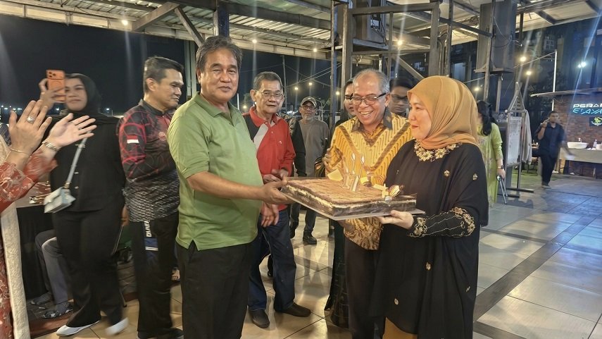 Bukan Sekadar Ulang Tahun: Syukuran Reza Ali ke-71 Jadi Panggung Hangat Rekonsiliasi Tokoh Sulsel