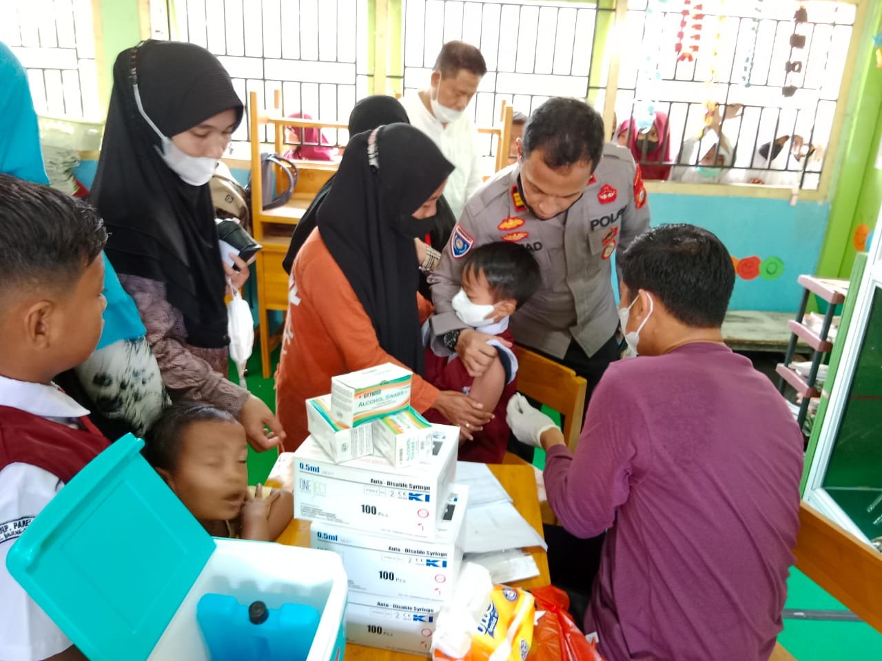 Sat Binmas Polres Gowa Laksanakan Giat Vaksinasi