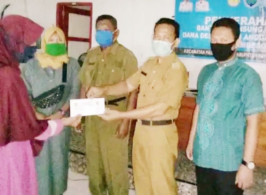 Pemerintah Desa Lambego Salurkan BLT-DD Kepada 146 KK Warga Terdampak Covid-19