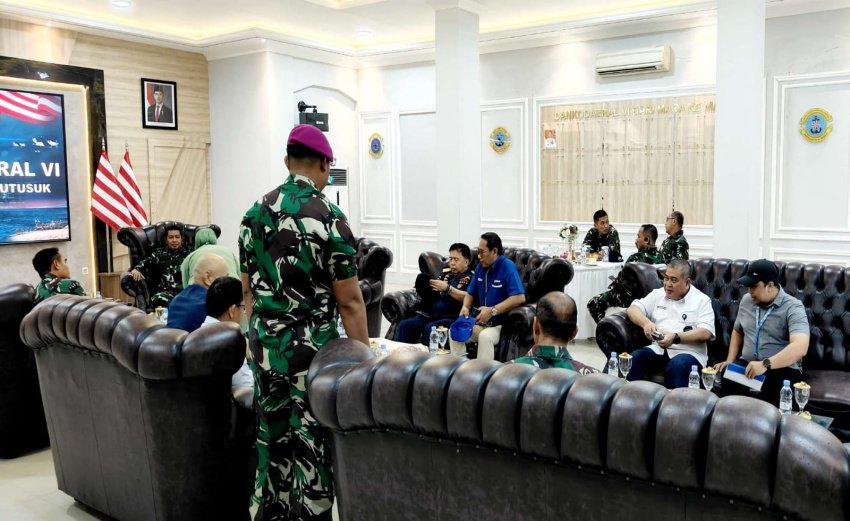 Pelindo Regional 4 Makassar Turut Lepas Keberangkatan Prajurit Yonif 433/JS di Dermaga Makassar