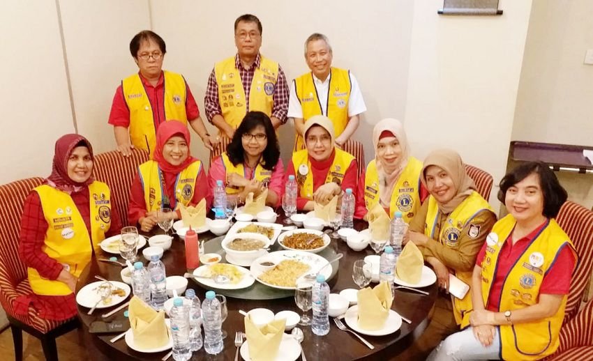 Lions Club Makassar Rajawali Gelar "Lunch The End of The Year 2019" di Sunachi Hotel Claro Lions Club Makassar Rajawali Gelar "Lunch The End of The Year 2019" di Sunachi Hotel Claro
