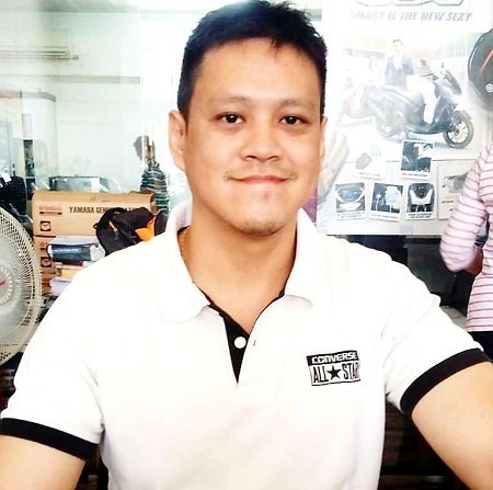 Aweng, Stroge Manager Bandaraya Citra Sulindo yang Energik, Muda dan Low Profile Aweng, Stroge Manager Bandaraya Citra Sulindo yang Energik, Muda dan Low Profile