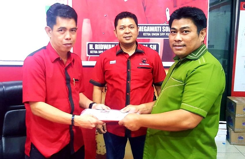 Resmi Mendaftar di PDI-P, Aji Sumarno Siap Bertarung di Pilkada Selayar