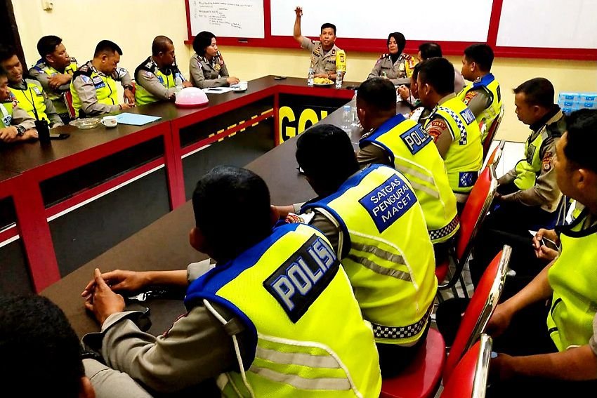 Personil Sat Lantas Polres Gowa Gelar Rapat Dipimpin Wakapolres Gowa