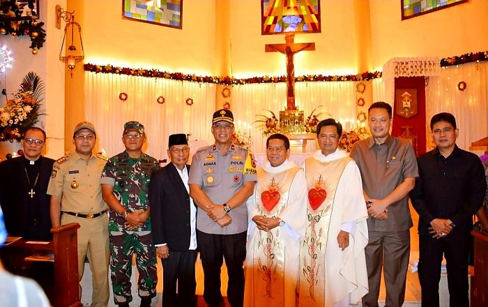 Kasdam Hasanuddin Pantau Langsung Kondisi Ibadah Malam Natal di Kota Makassar