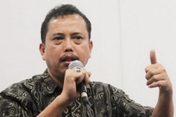 Neta S Pane : Dugaan Suap Dibalik Persekongkolan Jahat Melindungi Buronan Kakap Joko Tjandra Harus Diusut Tuntas